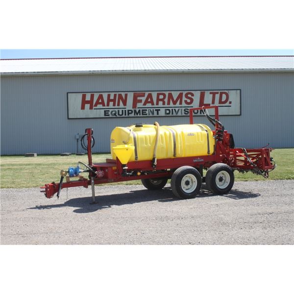 Gregson 500 gal tandem sprayer, 50' boom, inductor, electric controls, stainless steel piping, 5 tip