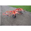 Image 5 : Kuhn GF222T double basket hay tedder, as new