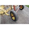 Image 6 : New Holland 256 hay rake