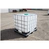 Image 1 : Unknown 200 gal liquid poly tote