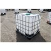 Image 2 : Unknown 200 gal liquid poly tote
