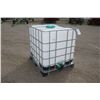 Image 2 : Unknown 200 gal liquid poly tote