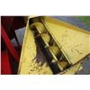 Image 11 : New Holland 353 mixmill, intake and discharge augers, 540 pto, good condition