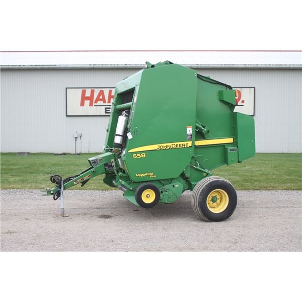 JD 558 5x5 mega wide plus round baler, net wrap