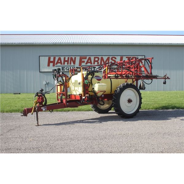Hardi Navigator 550, 45' hydraulic folding boom, chemical inductor, foam markers, rate controller, e