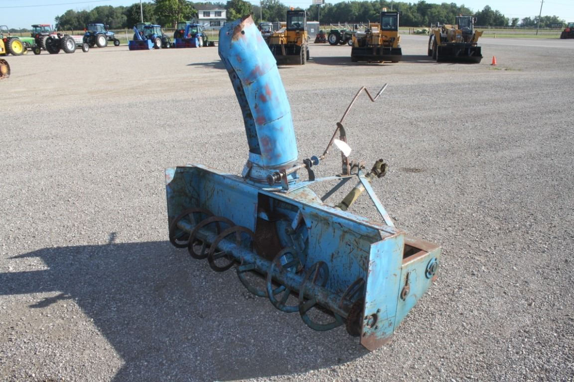Lucknow 6' single auger snowblower