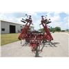 Image 3 : CIH 4800 28' cultivator, 3 bar harrow, rear hitch, walking tandem axle, one owner