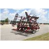 Image 6 : CIH 4800 28' cultivator, 3 bar harrow, rear hitch, walking tandem axle, one owner
