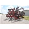 Image 8 : CIH 4800 28' cultivator, 3 bar harrow, rear hitch, walking tandem axle, one owner