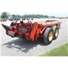 Image 6 : New Holland 185 tandem axle manure spreader, double beater, hydraulic end gate, hydraulic drive, goo