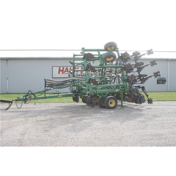 JD 2510S 12 row strip till, dry fert applicator, recent overhaul, very good