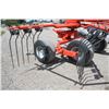 Image 9 : Kuhn 3200 GT rotary hay rake, as new