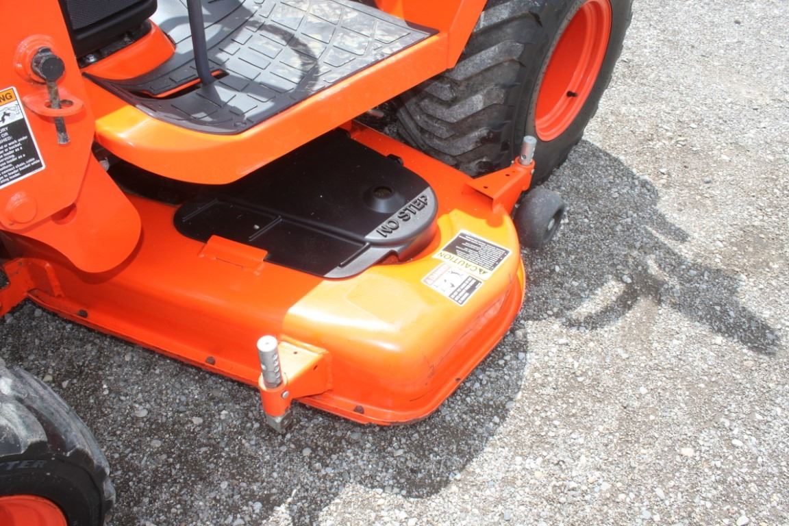 Kubota BX2370 4wd compact tractor, hydro, 54