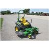 Image 4 : JD Z915E zero turn mower, 7IRON II 60" commercial deck, ComfortGlide seat, rear hitch,  JD 25Hp engi