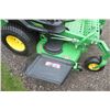Image 14 : JD Z915E zero turn mower, 7IRON II 60" commercial deck, ComfortGlide seat, JD 25Hp engine, 69 hours,