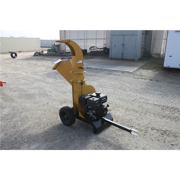 BE wood chipper, trailer mounted, self contained Power Ease gas engine