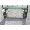 Image 5 : HLA 2 prong bale spear, JD 600/700 series coupler