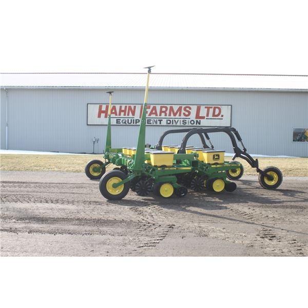 JD 7100 6/12 interplant planter, double frame, no till coulters