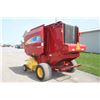 Image 8 : New Holland BR7060 round baler, crop cutter, net wrap, extra sweep pickup, 18Lx16.1 floatation tires