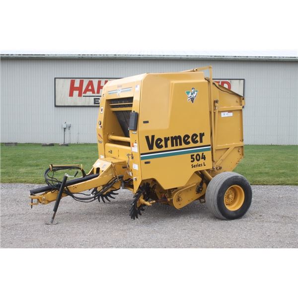 Vermeer 504L 4x5 round baler, crowder wheels, electric tie
