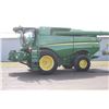 Image 1 : JD S670 combine, 3 speed hydro, power bin, 520/85R42 duals, premium cab, electric power mirrors, Aut