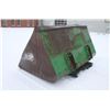 Image 4 : JD 8' bucket, JD coupler