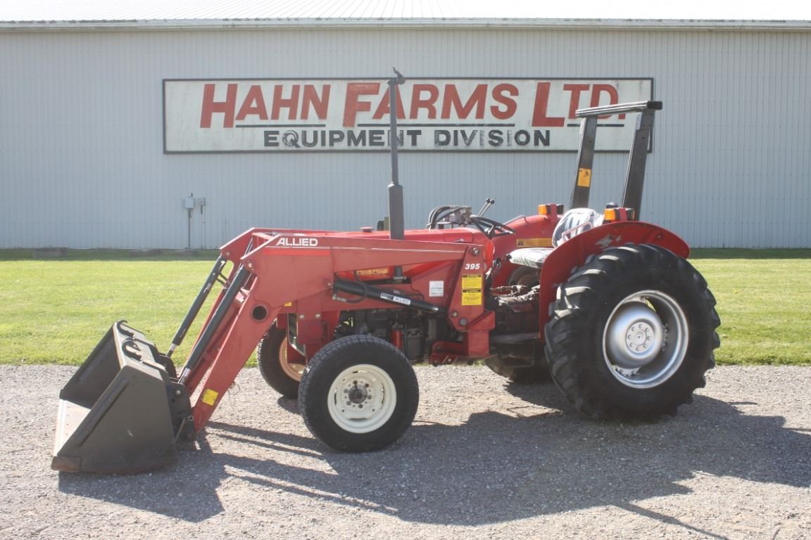 MF 240 2wd tractor, rops, 8 speed, Allied 395 loader, 14.9x24, QT