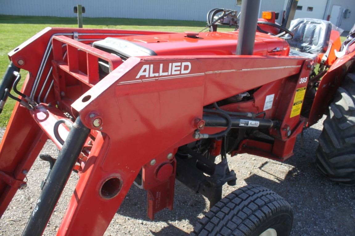 MF 240 2wd tractor, rops, 8 speed, Allied 395 loader, 14.9x24, QT