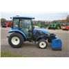 Image 5 : New Holland Boomer 55 4wd compact tractor, cab, air, JRTX 6'-10' extendable inverted plow, 2 remotes