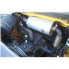 Image 12 : New Holland L213 skidsteer, rops, auxiliary hydraulics, 10-16.5, 485 hours, GP bucket