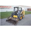 Image 2 : New Holland L213 skidsteer, rops, auxiliary hydraulics, 10-16.5, 485 hours, GP bucket