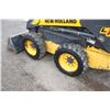 Image 9 : New Holland L175 skidsteer, rops, , aux hydraulics, hand controls, 10.00x16.5, , 6' GP bucket, one o