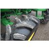 Image 11 : JD 4066M 4wd compact tractor, rops, JD 400E loader, 6' bucket, power reverser, 13.6x28, 115 hours