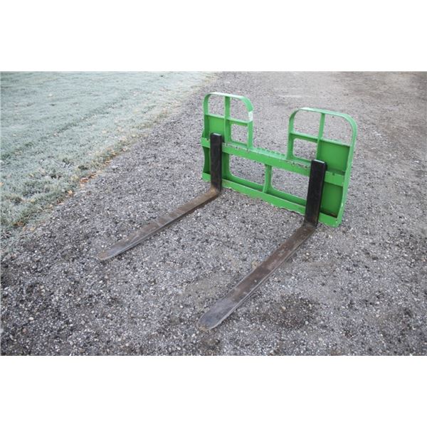 HLA 4200 Lb. 48" pallet fork, JD 400/500 series coupler, as New