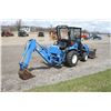 Image 5 : New Holland TC26DA 4wd compact tractor, NH 12LA loader, NH 756C backhoe attachment, hydro, 1 remote,