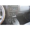 Image 14 : Jeep Cherokee 4wd SUV, 235/75R15, 120,298 km's, 4 Liter engine, government owned, 2000 model, green