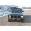 Image 2 : Jeep Cherokee 4wd SUV, 235/75R15, 120,298 km's, 4 Liter engine, government owned, 2000 model, green
