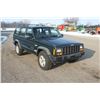 Image 3 : Jeep Cherokee 4wd SUV, 235/75R15, 120,298 km's, 4 Liter engine, government owned, 2000 model, green
