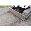 Image 9 : Bobcat 322D mini excavator, rops, auxiliary hydraulics, front dozer blade, 16" digging bucket, local