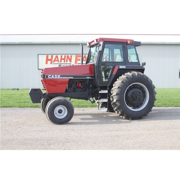 CIH 2096 2wd tractor, cab, air, powershift, 3 remotes, 20.8 x 38, 11 front weights, Cummins power, 3