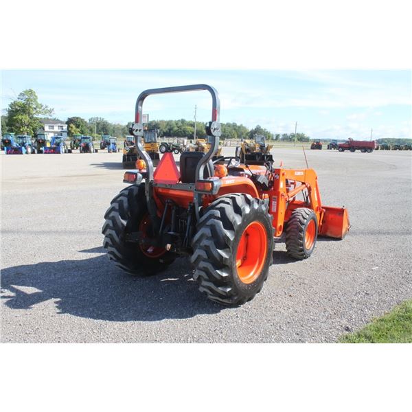 Kubota L4630HST Tractor
