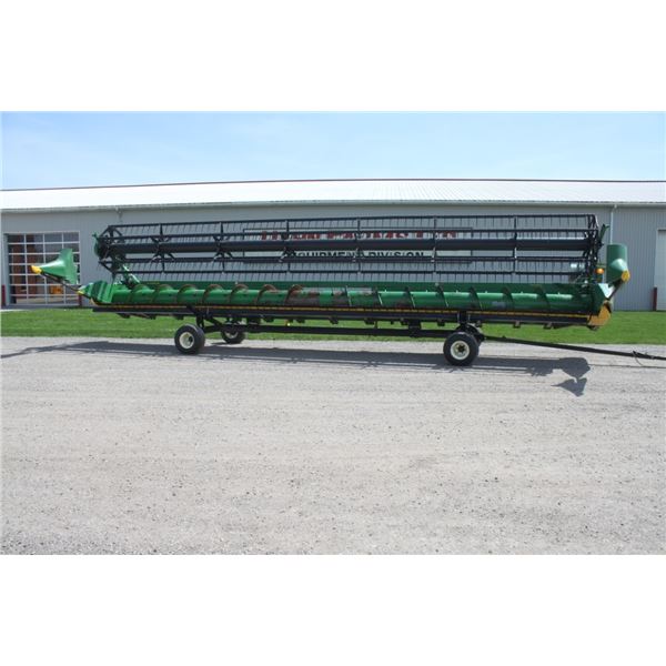 JD 635F 35' flex head, low stone dam, coarse cut knife, poly bottom, single point hook up, one owner