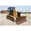 Image 4 : Caterpillar D4K2 XL 6 way dozer, cab, air, 4260 hours, good under carriage, one owner, 2014 model