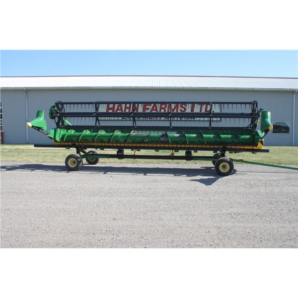 JD 625F 25' Hydraflex head, low dam, coarse cut knife, single point hookup, one owner