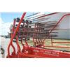 Image 12 : Kuhn 4121GTH Masterdrive hydraulic lift rotary rake, walking tandem axles, very good