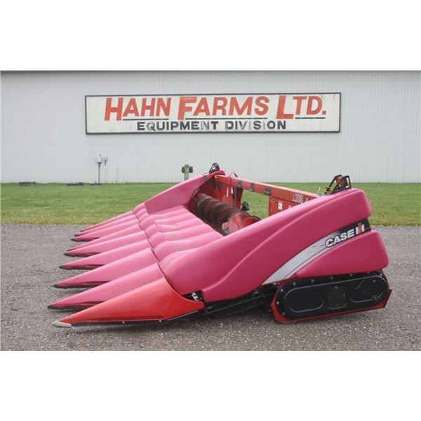 CIH 2208 8 row corn head, hydraulic deck plates, knife rolls, 30" spacing