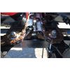 Image 9 : CIH 3412 12 row corn head, flagship hook up, single point knife rolls, 30" spacing