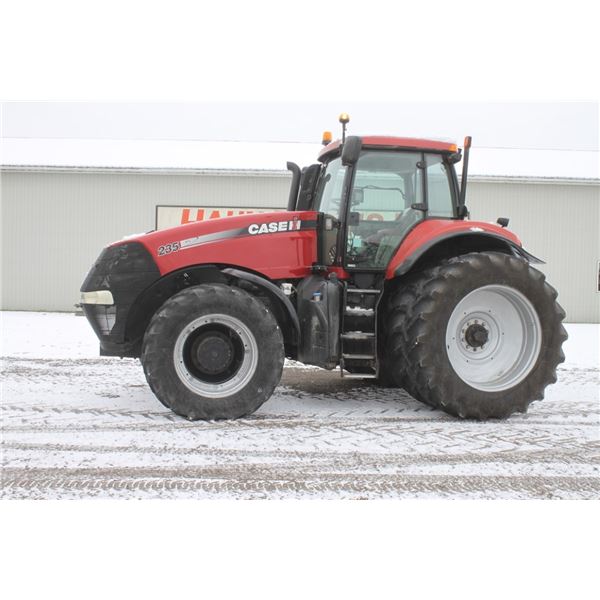 CIH 235 Magnum 4wd tractor, cab, air, axle duals