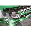 Image 14 : JD 693 6 row cornhead, hydraulic deck plates, level land, one owner