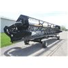 Image 2 : Gleaner Agco 800 30' flexhead, flip over reel, head mounted blower, Crary air reel system, single po